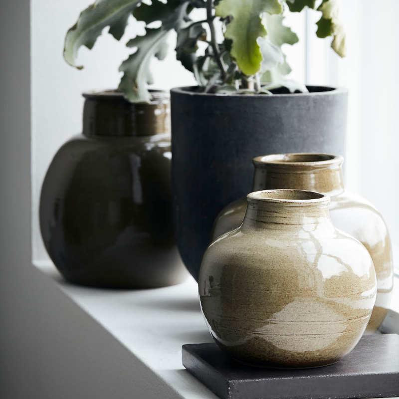 Vase - Aju green von House Doctor