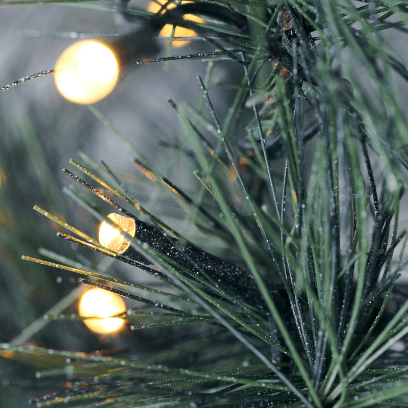 Weihnachtsbaum mit LED-Lichtern - Peuce Natur von House Doctor